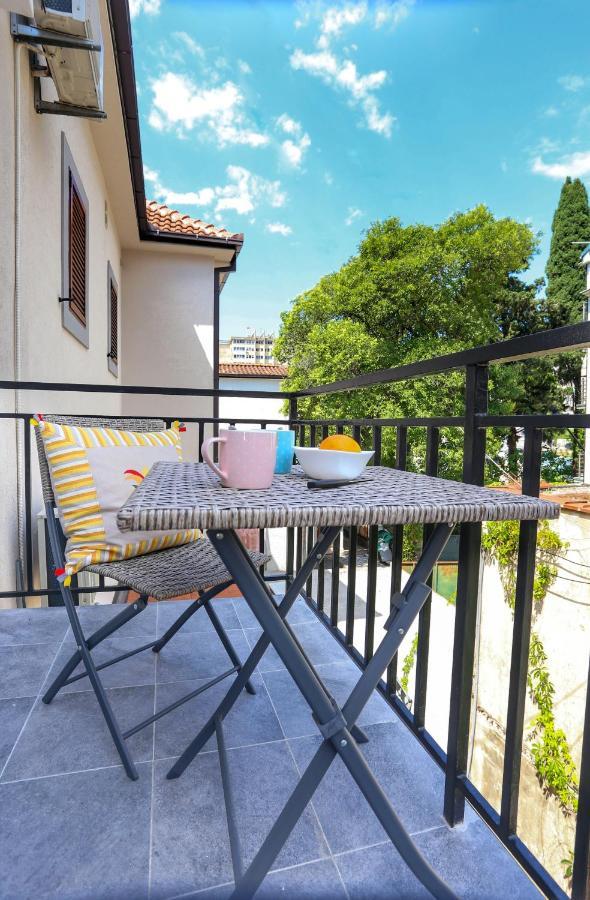 Tamaris Apartmani Herceg Novi Esterno foto