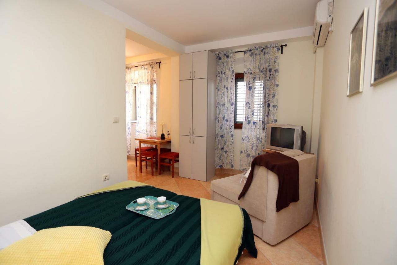 Tamaris Apartmani Herceg Novi Esterno foto